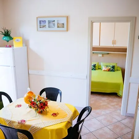 Villaggio Riva Dei Pini Campsite *