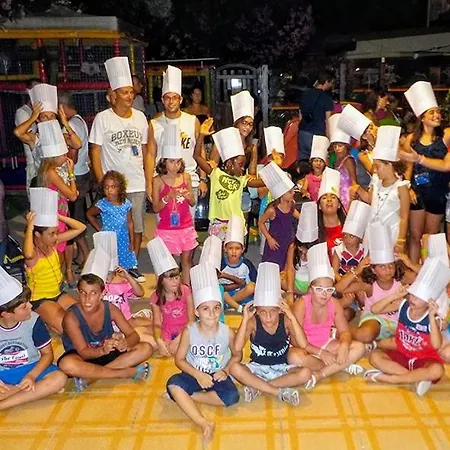 Campsite Villaggio Riva Dei Pini Lido di Fermo