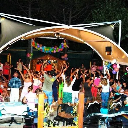 Campsite Villaggio Riva Dei Pini