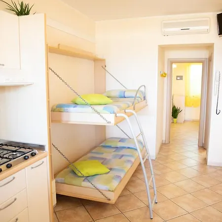 Villaggio Riva Dei Pini Campsite Lido di Fermo