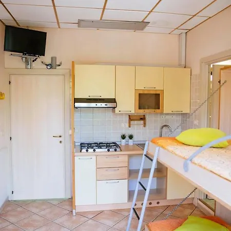Villaggio Riva Dei Pini Campsite *